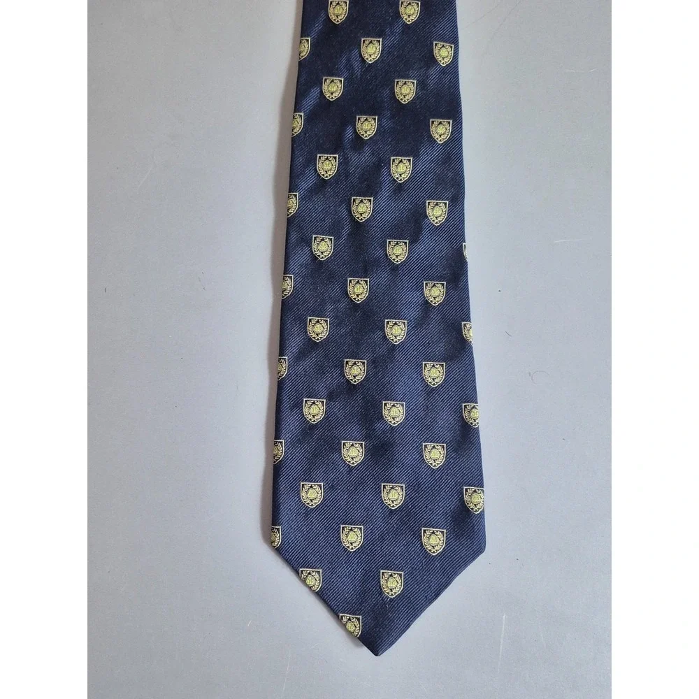 Brooks Brothers Country Club Navy Blue with Gold Emblem Tie Silk USA 57